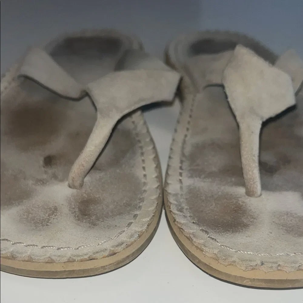 American Eagle Outfitters Women’s Leather Beige Sandals size 6.5 pre-Loved
